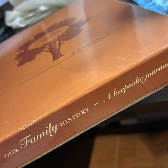 Our Family History, Brown Italian Leather Family Keepsake Journal, original box - Picture 16 of 16